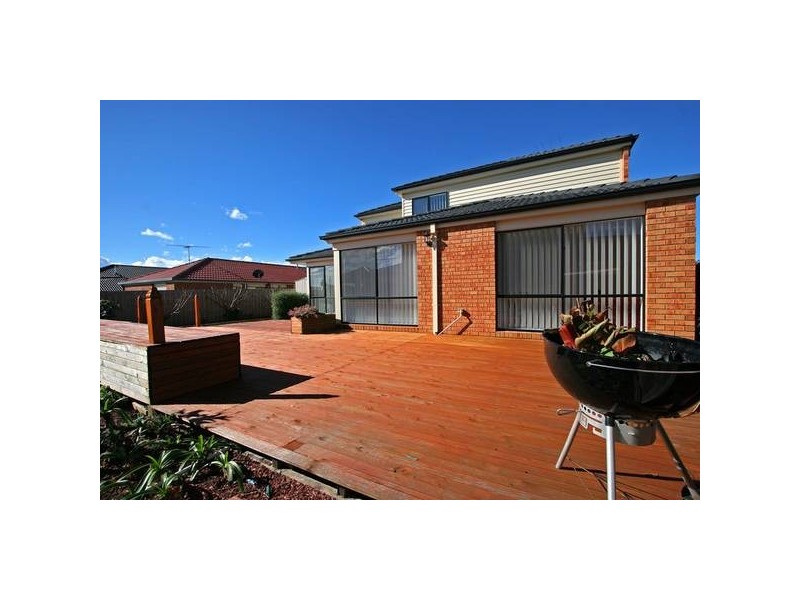 Tennant Court, Lynbrook VIC 3975