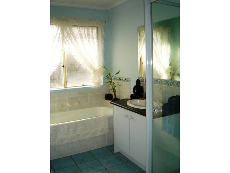 5 Gretel Court, Hampton Park VIC 3976