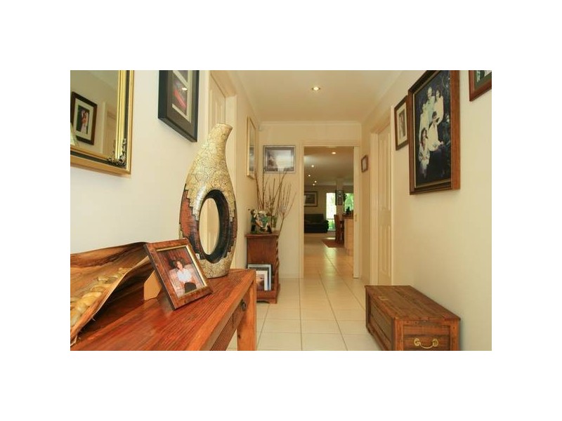 39 Cato Parkway, Lynbrook VIC 3975