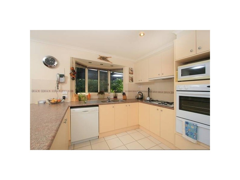 39 Cato Parkway, Lynbrook VIC 3975