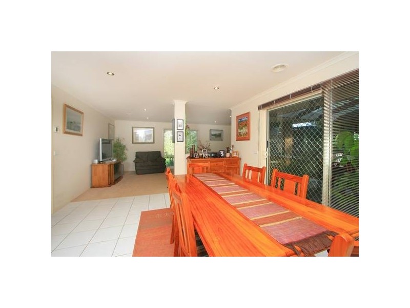 39 Cato Parkway, Lynbrook VIC 3975