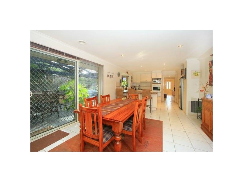 39 Cato Parkway, Lynbrook VIC 3975