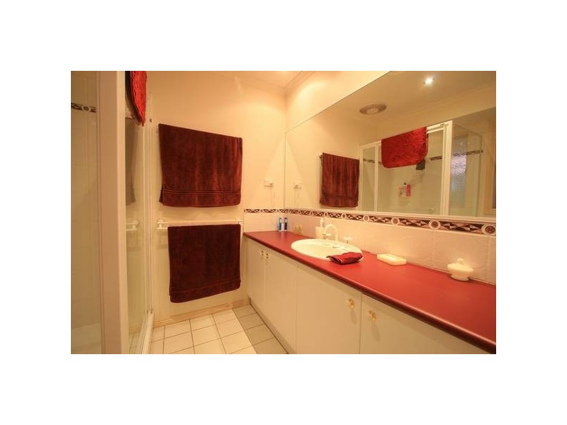 39 Cato Parkway, Lynbrook VIC 3975