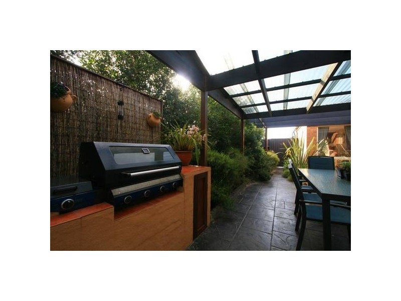 39 Cato Parkway, Lynbrook VIC 3975