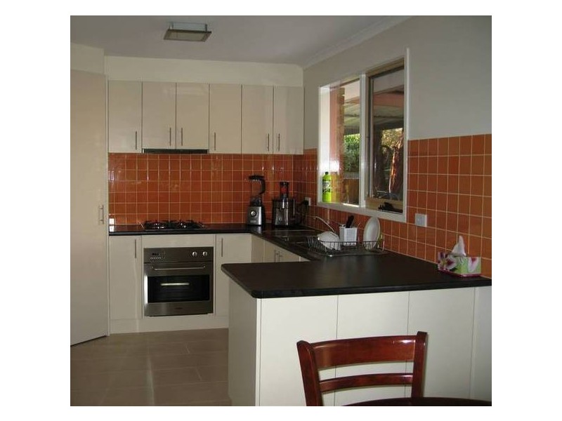 2 Lesley Drive, Hampton Park VIC 3976