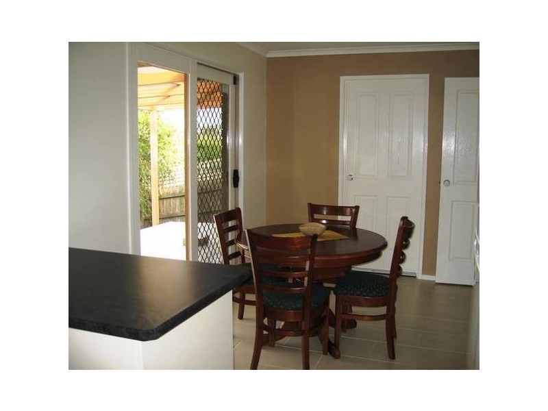 2 Lesley Drive, Hampton Park VIC 3976