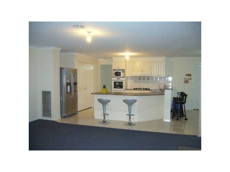 29 Astley Wynd, Lynbrook VIC 3975