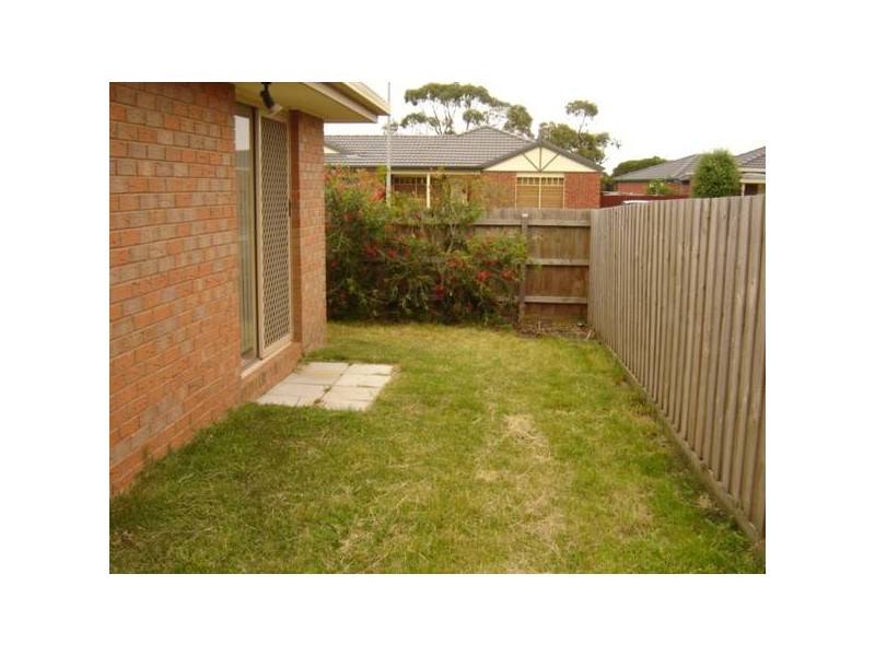 60 Bateman Grove, Hampton Park VIC 3976