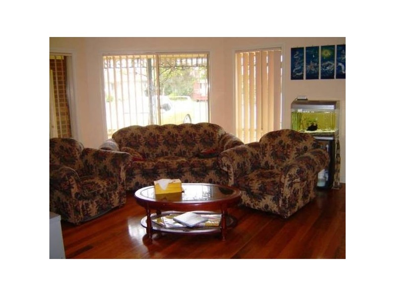 34 Gilmore Crescent, Lynbrook VIC 3975