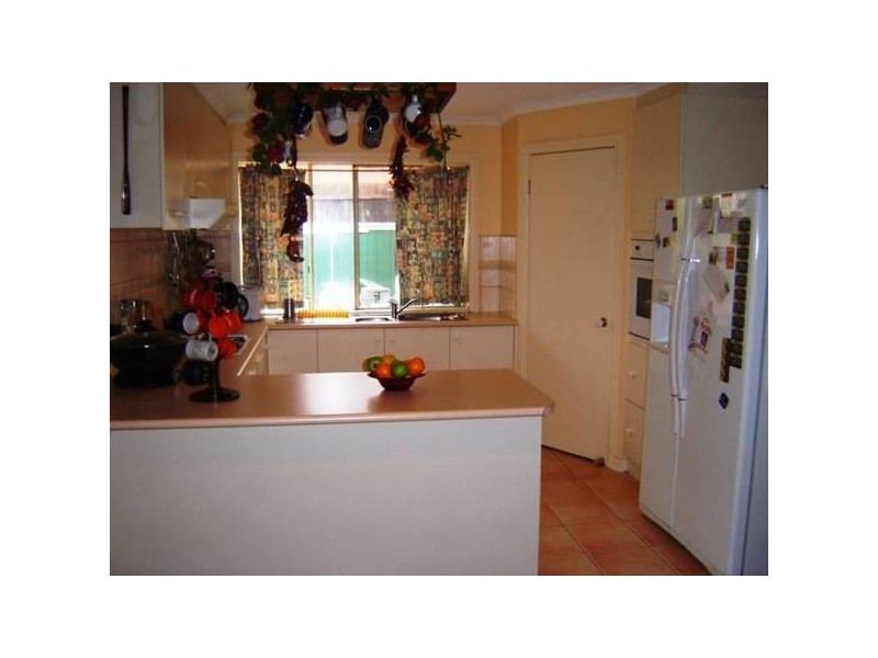 34 Gilmore Crescent, Lynbrook VIC 3975