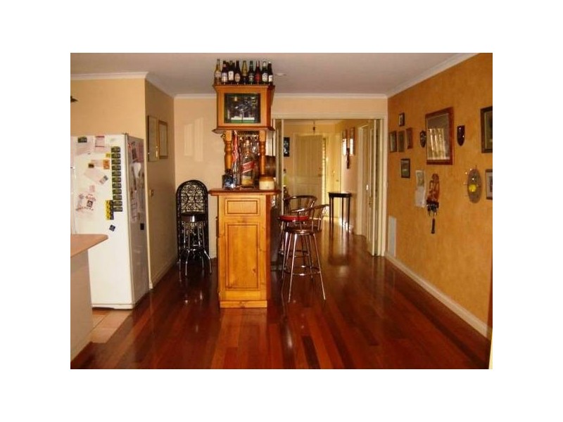 34 Gilmore Crescent, Lynbrook VIC 3975