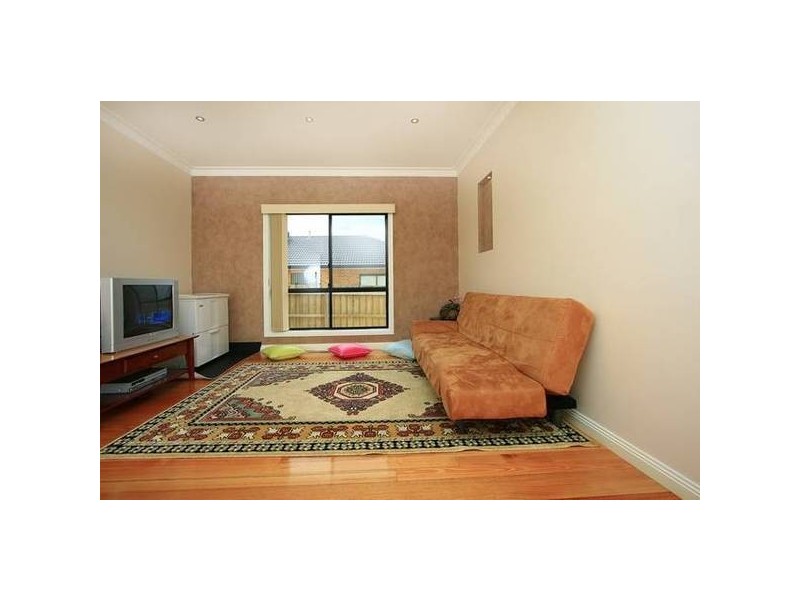 17 Devaney Avenue, Lynbrook VIC 3975