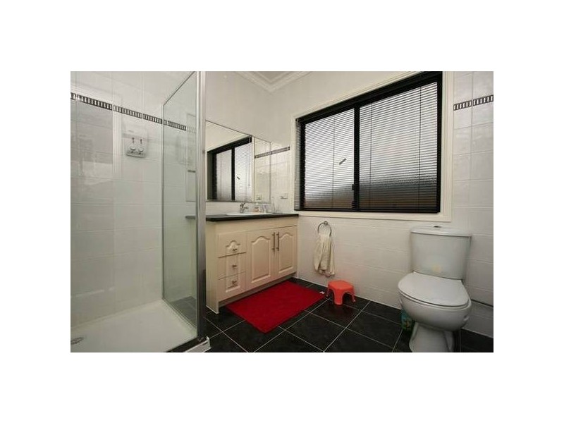 17 Devaney Avenue, Lynbrook VIC 3975