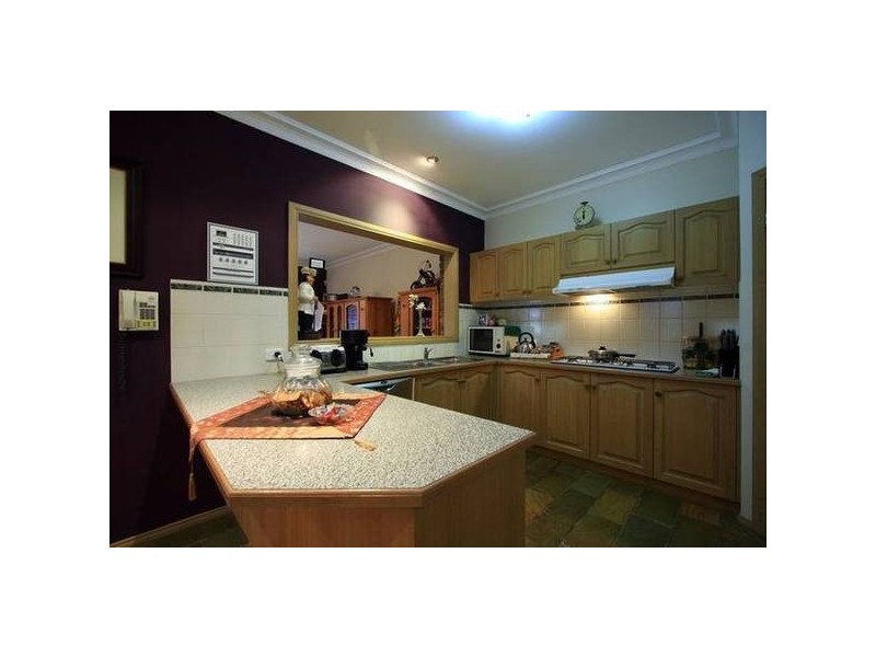 24 Eleanore Crescent, Hallam VIC 3803