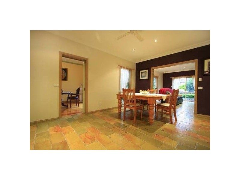 24 Eleanore Crescent, Hallam VIC 3803