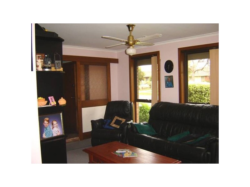 8 Clive Street, Hampton Park VIC 3976