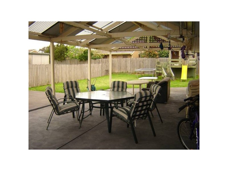 8 Clive Street, Hampton Park VIC 3976