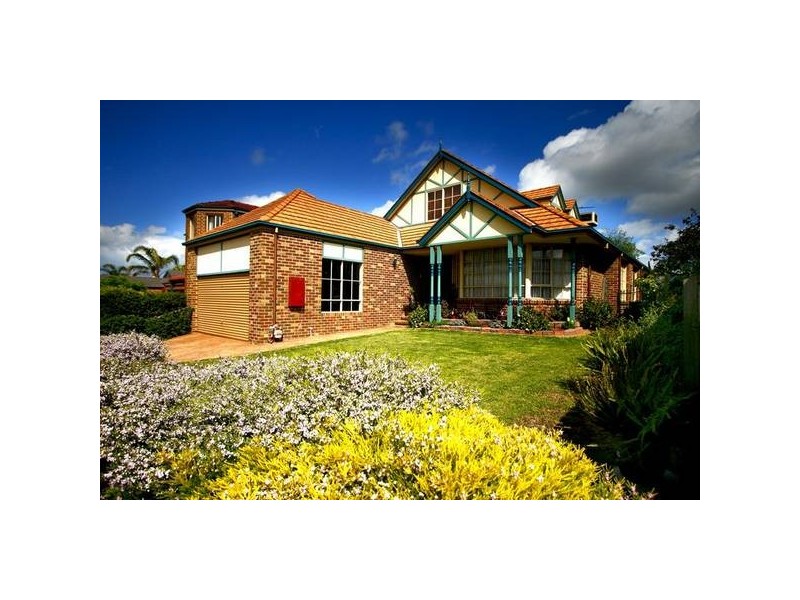 22 Eleanore Crescent, Hallam VIC 3803