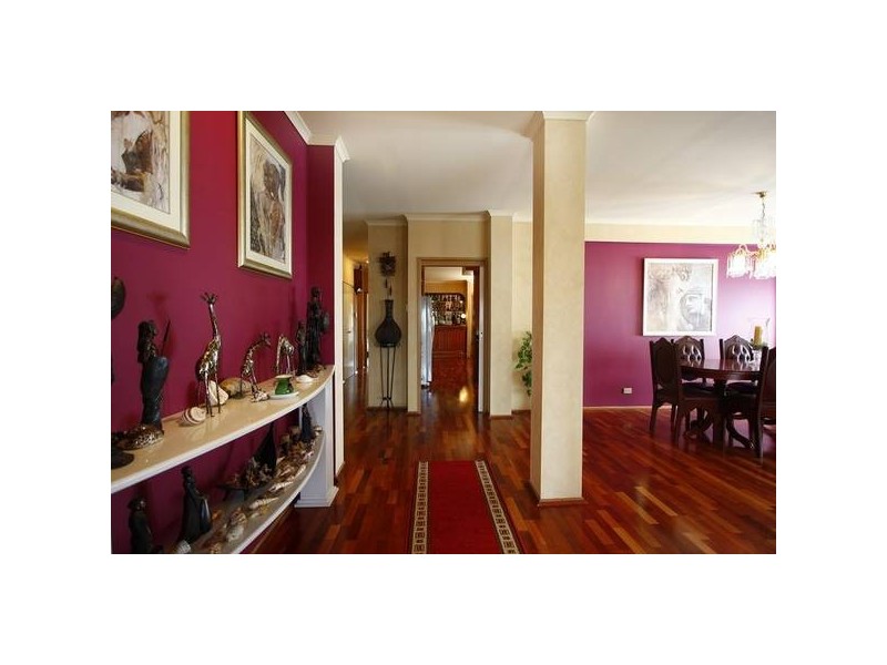 22 Eleanore Crescent, Hallam VIC 3803