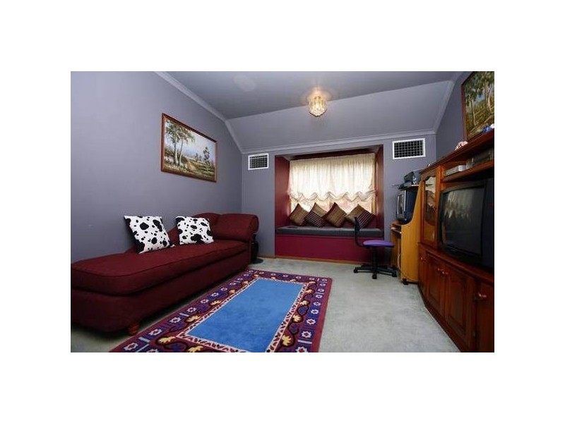 22 Eleanore Crescent, Hallam VIC 3803