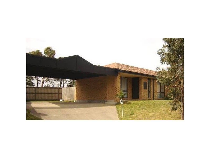 25 Dutton Close, Lynbrook VIC 3975