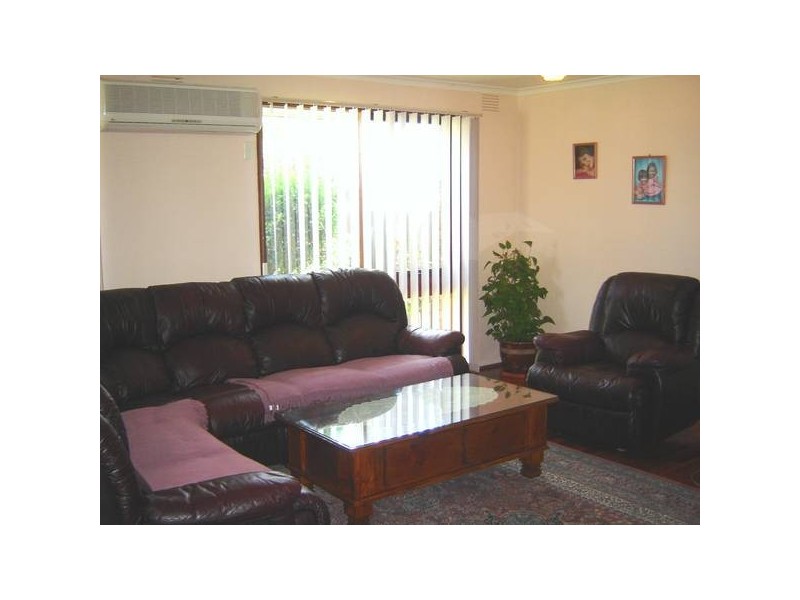 1 Hawking Avenue, Hampton Park VIC 3976