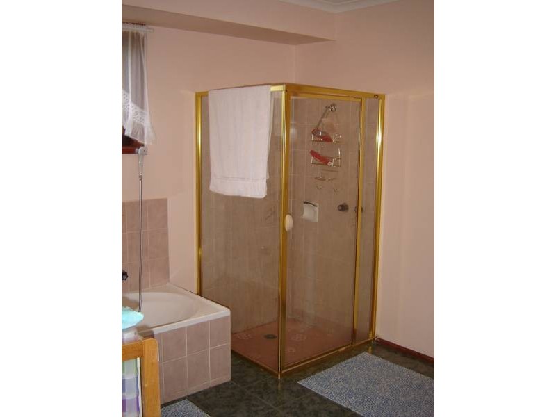 1 Hawking Avenue, Hampton Park VIC 3976