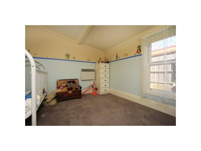 114 Somerville Road, Hampton Park VIC 3976