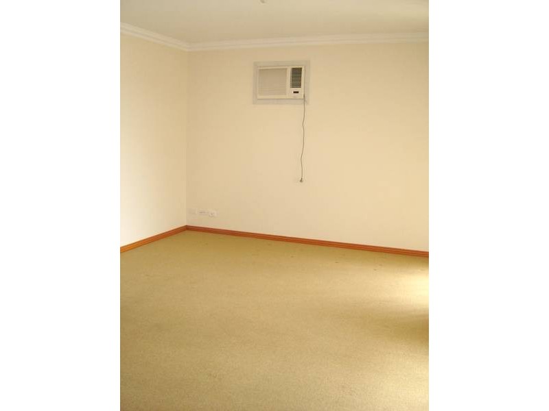 77 Aylmer Road, Lynbrook VIC 3975