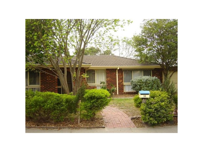 16 Rimington Court, Hampton Park VIC 3976