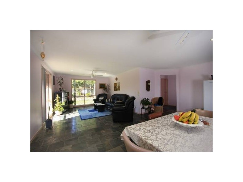 14 Miranda Gardens, Hampton Park VIC 3976