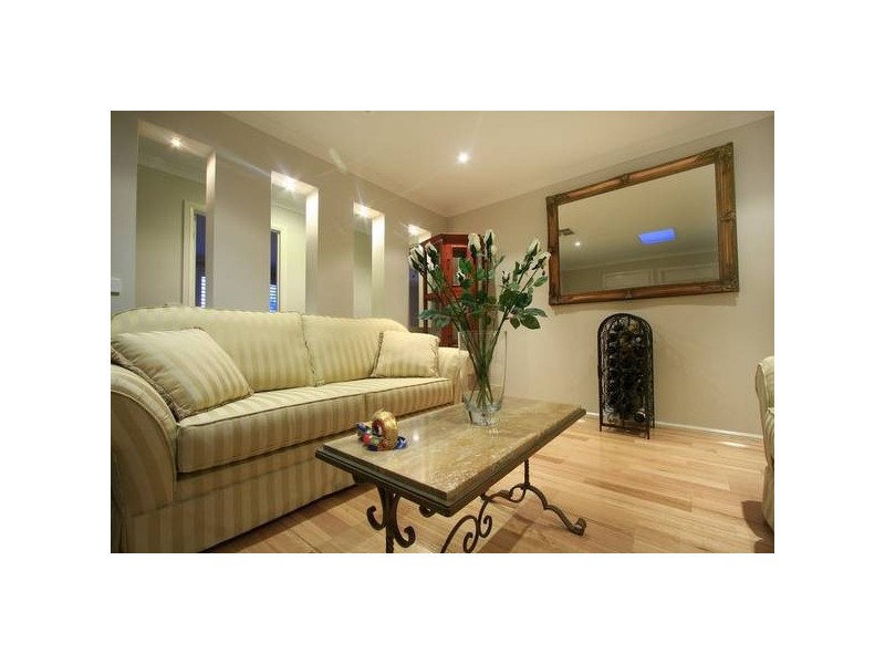 29 Hal Porter Terrace, Lynbrook VIC 3975