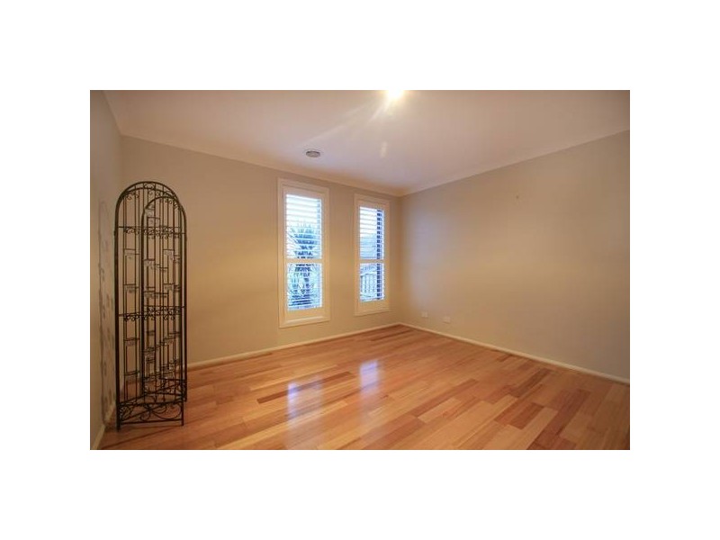 29 Hal Porter Terrace, Lynbrook VIC 3975