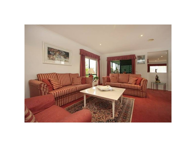 1 Eleanore Crescent, Hallam VIC 3803