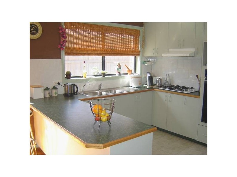 9 Aquamarine Court, Hampton Park VIC 3976