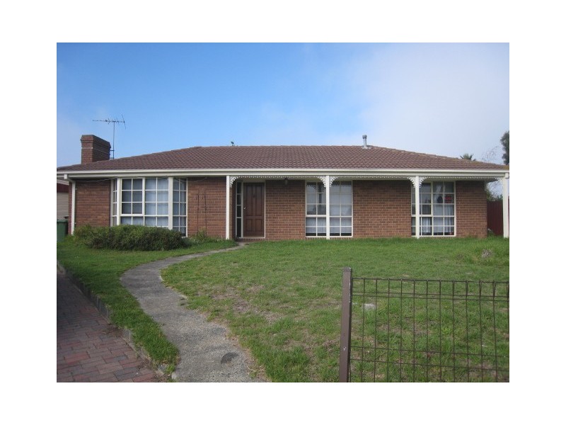 13 Thanos Court, Hampton Park VIC 3976