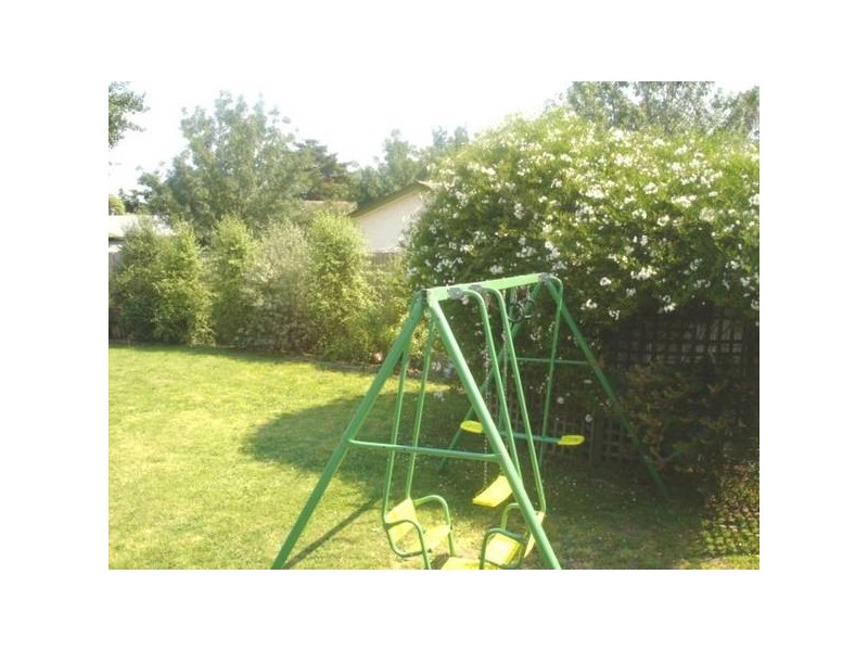 66 Greenvalley Crescent, Hampton Park VIC 3976