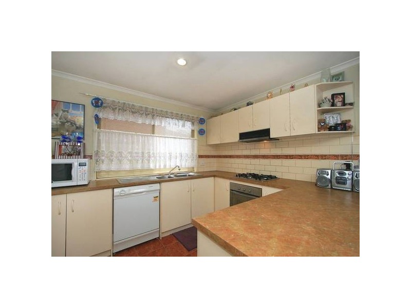 9 The Retreat, Hampton Park VIC 3976