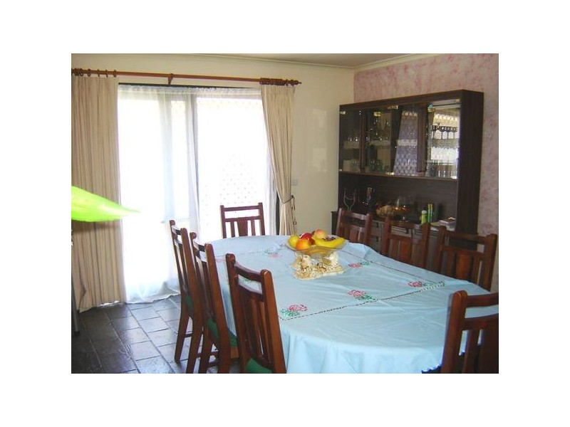 29 Edeys Run, Hampton Park VIC 3976