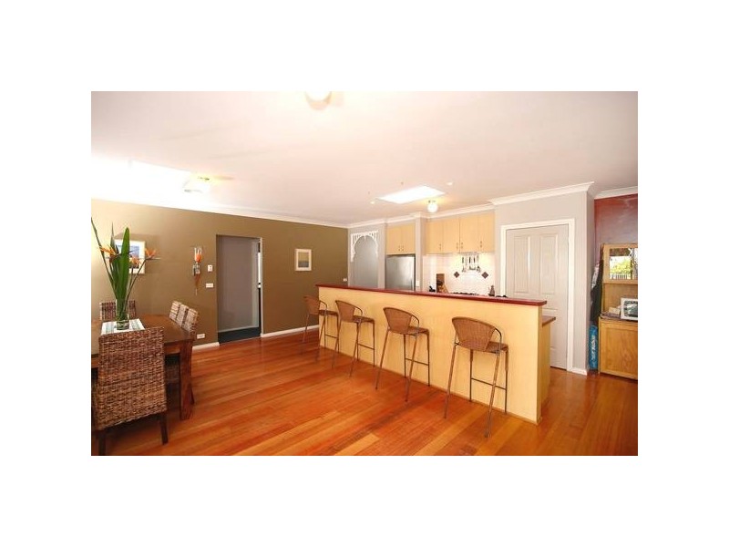 27 Caversham Terrace, Lynbrook VIC 3975