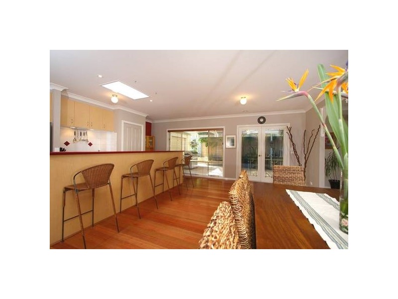 27 Caversham Terrace, Lynbrook VIC 3975