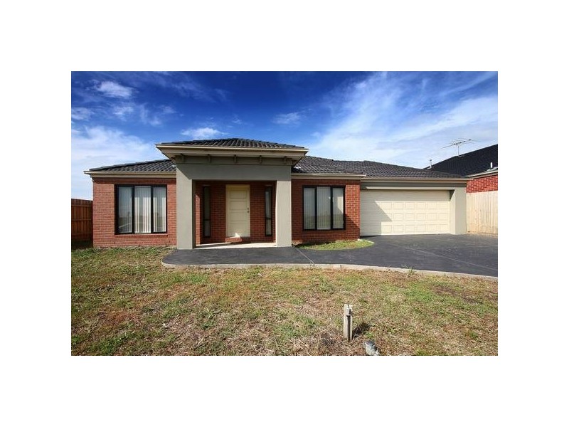 156 Paterson Drive, Lynbrook VIC 3975