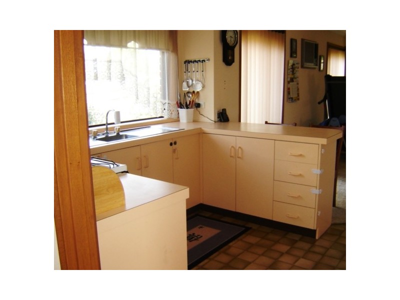 16 Katherine Court, Hampton Park VIC 3976