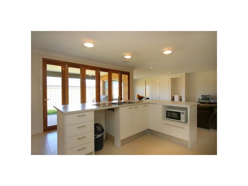 22 Viewline Way, Lyndhurst VIC 3975