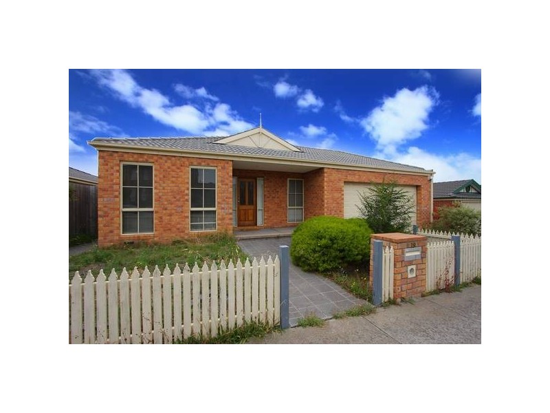 19 Eleanore Crescent, Hallam VIC 3803