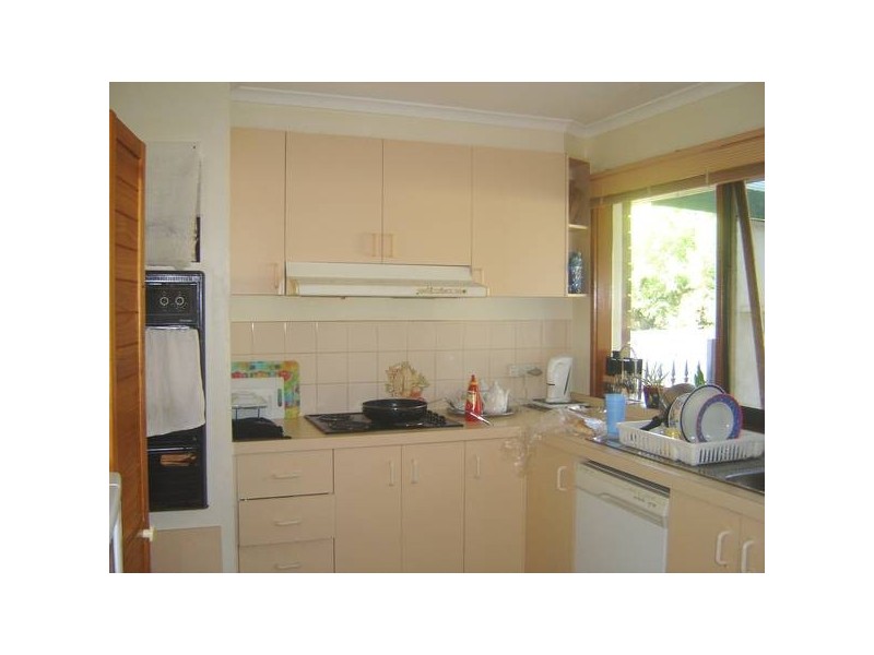 4 Isaac Edey Place, Hampton Park VIC 3976