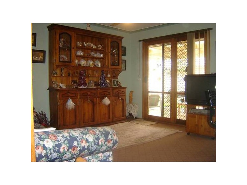 8 Princess Maria Place, Hampton Park VIC 3976