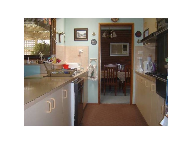 8 Princess Maria Place, Hampton Park VIC 3976