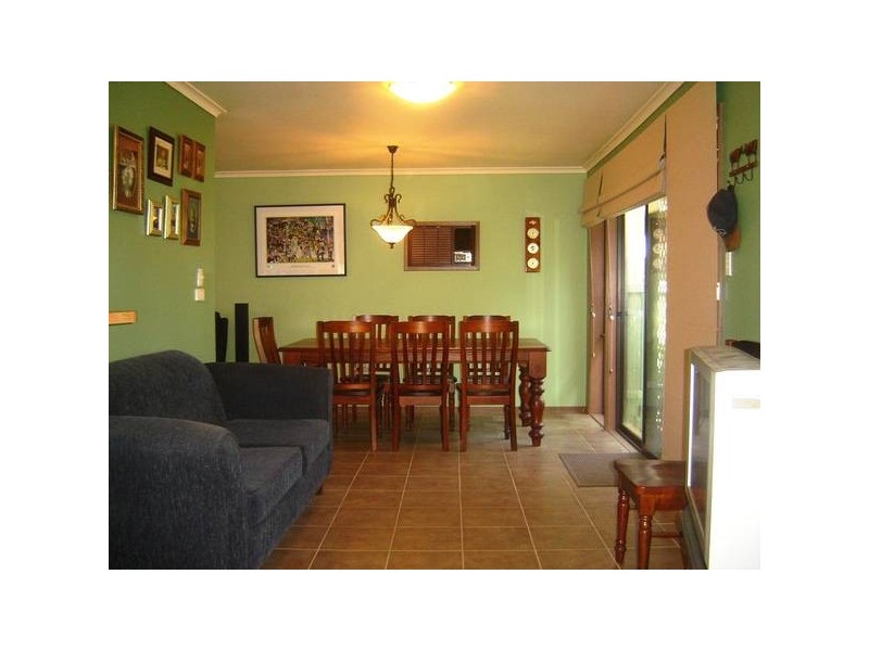 6 Ivan Crescent, Hampton Park VIC 3976