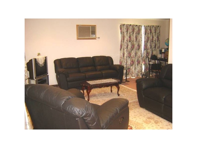 41 Michelle Drive, Hampton Park VIC 3976